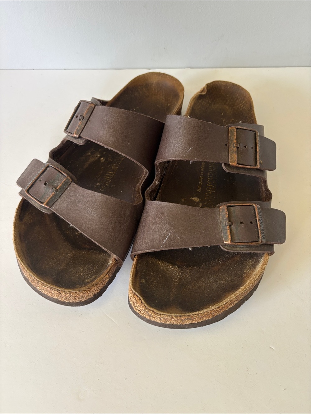 Birkenstock Arizona Two Strap Leather Sandals Size EU 42 L11 M9 Cork Footbed